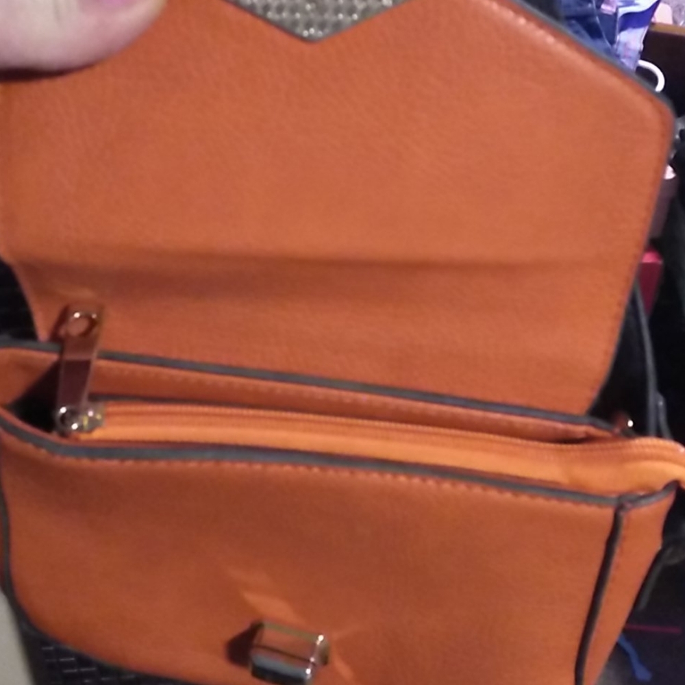 Purse - Picture 7 of 12